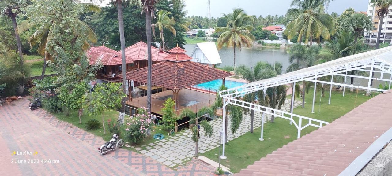 Udaya Resort Palakkad Kültér fotó