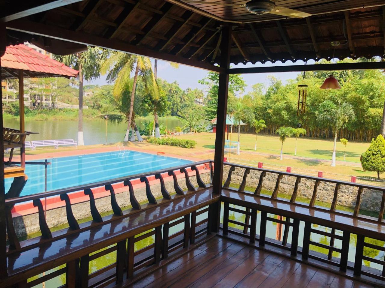 Udaya Resort Palakkad Kültér fotó